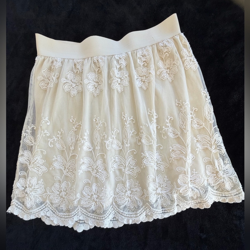 Forever 21 ivory lace skirt size L - Picture 11 of 11